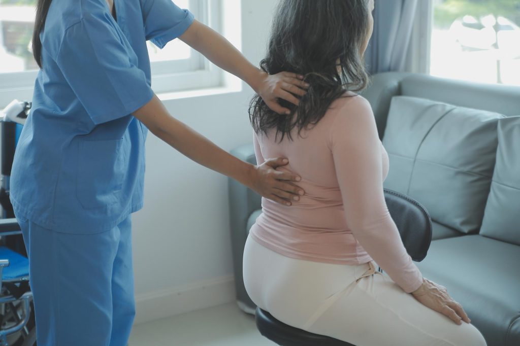 Fisioterapia Domiciliar para Dor na Coluna